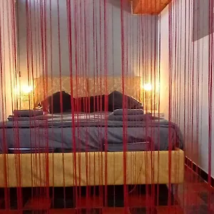 Apartament Flat 13, Katania